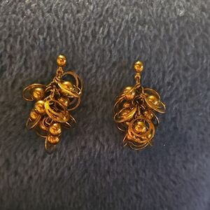 Avon Gold Tone Dangle Earrings Woman 80s Geometric Retro